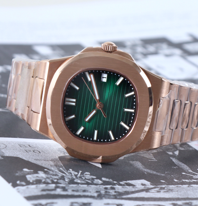 Luxury Men’s Metal Strap Watch – Bold & Refined