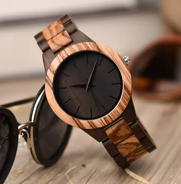 Classic Wood-Effect Men’s Metal Watch – Bold & Modern