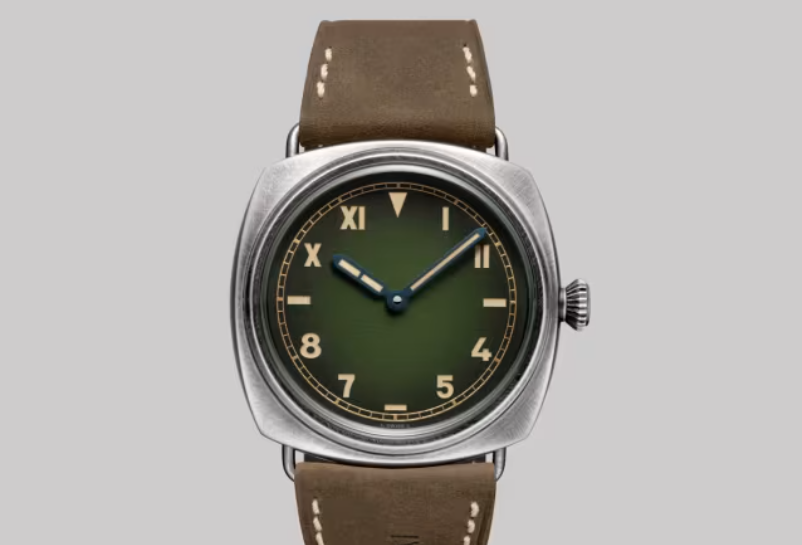 Elegant Men’s Watch – Brown Strap with Green Dial Design