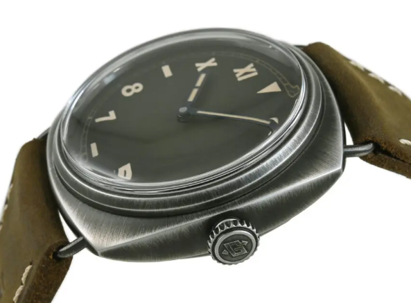 Elegant Men’s Watch – Brown Strap with Green Dial Design