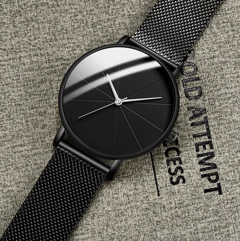 Minimalist Men’s Watch – Clean & Sharp
