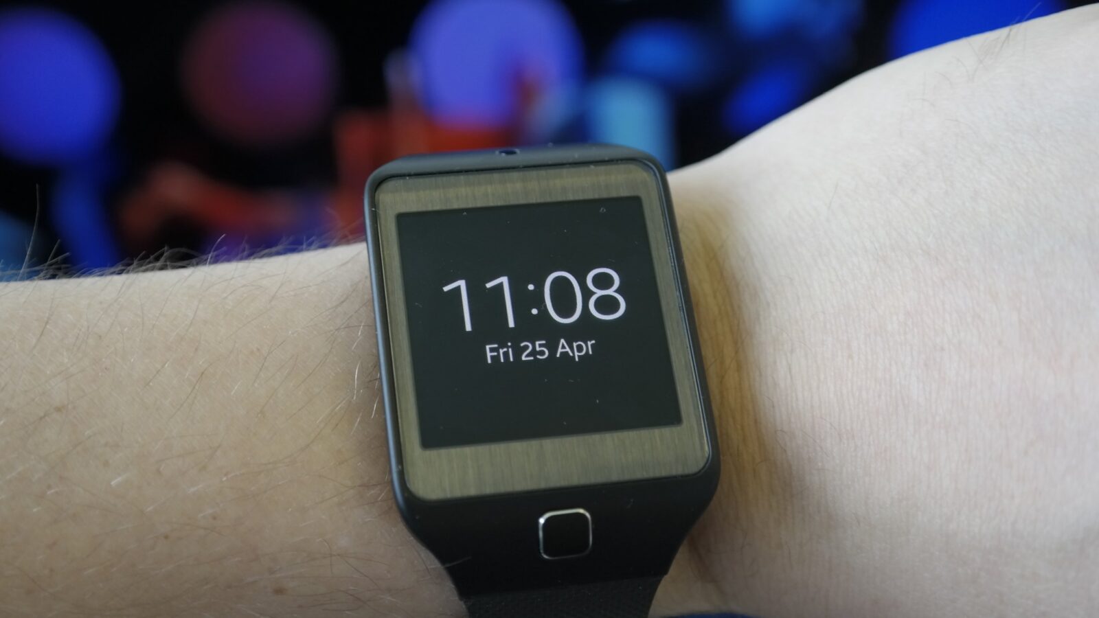 Black Smartwatch with Square Display | Modern Digital Design