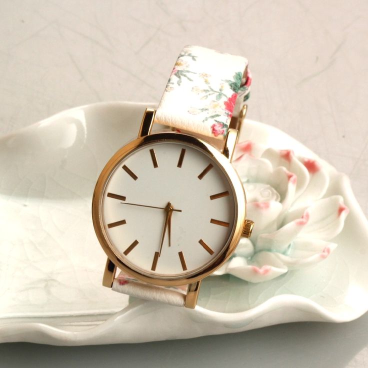 Women’s Floral Strap Watch – Gold Case & Minimalist White Dial