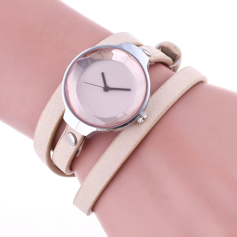 Next-Gen Smartwatch – Ultra-Slim Design for Women’s Daily Wear